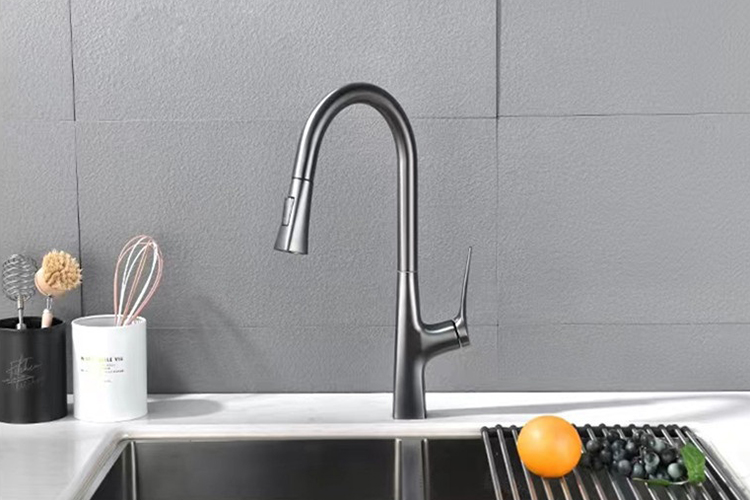 Single Lever Pull Down Kitchen Water Faucet with Sprayer