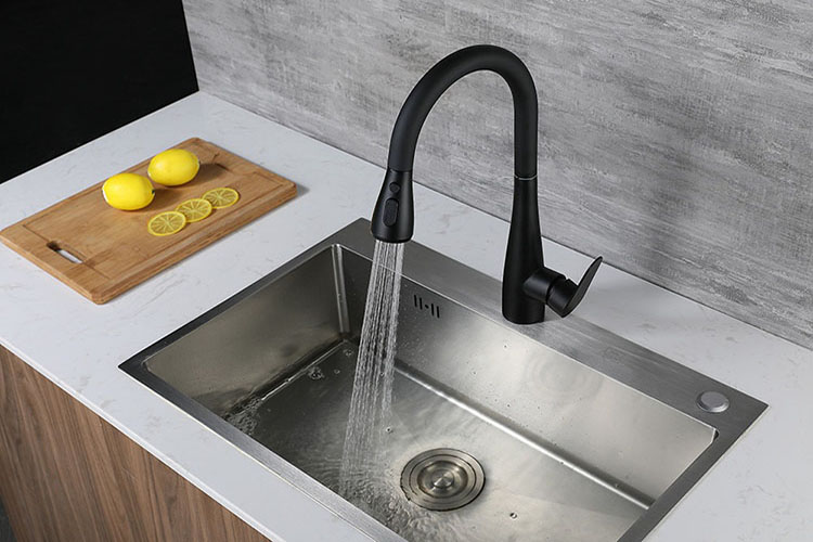 Hot and Cold 304 Stainless Steel Pull Down Single Handle Kitchen Sink Faucet