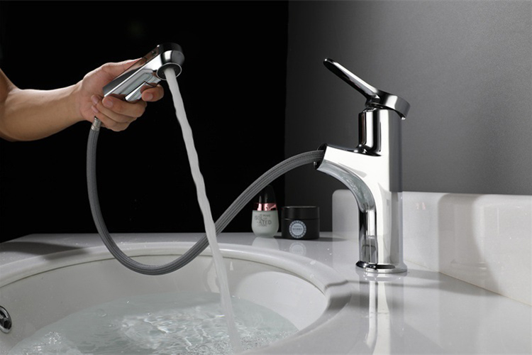 Single Hole Bathroom Sink Vanity Faucet with Sprayer