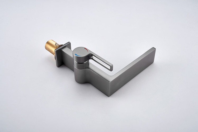 Brass Bathroom Vanity Sink Faucet with Side Handle