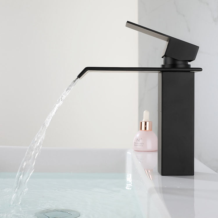 304 Stainless Steel Single Handle Waterfall Bathroom Basin Faucet