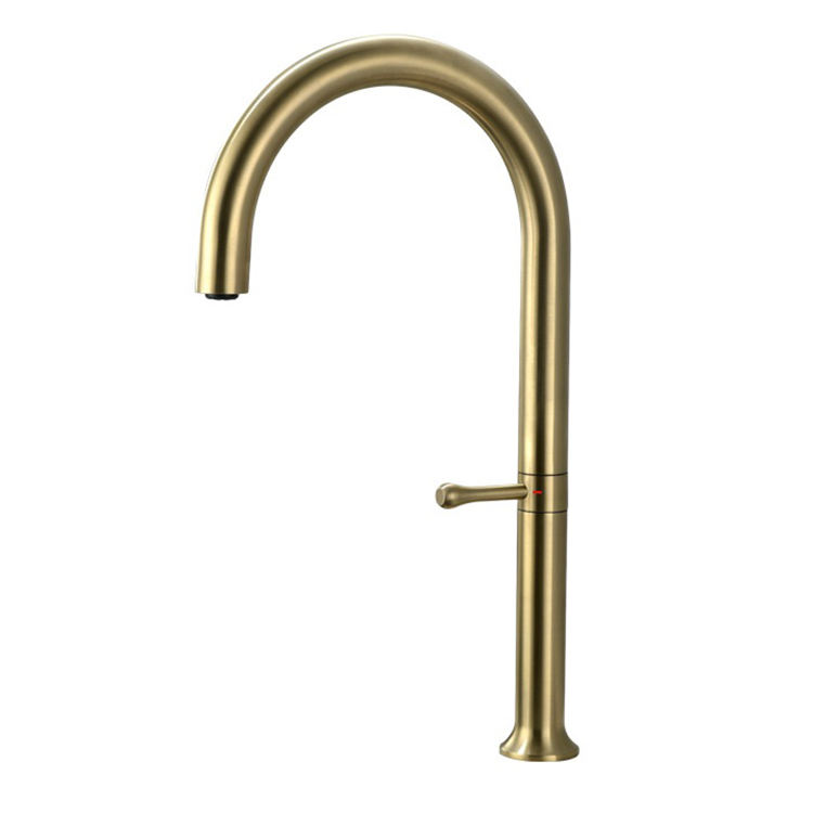 Single Handle Hot and Cold 360 Degree Rotatable Kitchen Faucet Stainless Steel Gold