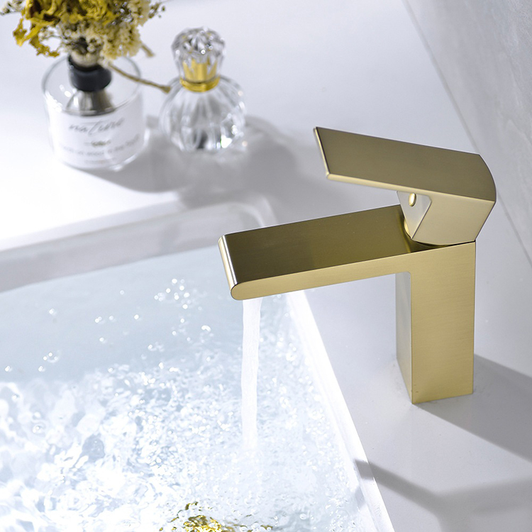 Deck Mounted Single Handle Square Brass Bathroom Gold Vanity Faucet
