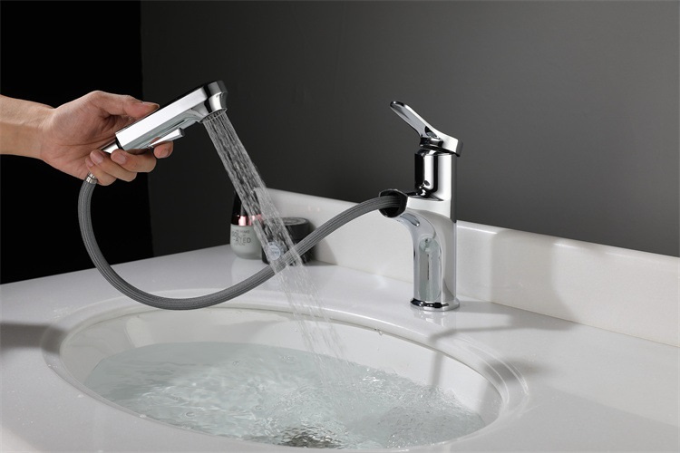 Single Hole Bathroom Sink Vanity Faucet with Sprayer