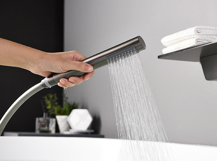 Glod Black Color Bathroom Wall Mounted Bath Shower Faucet Tub Filler Concealed