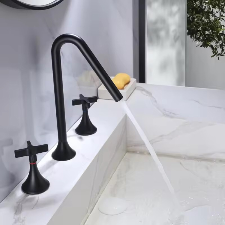 2 Handle 3 Hole Widespread Bathroom Basin Sink Faucet