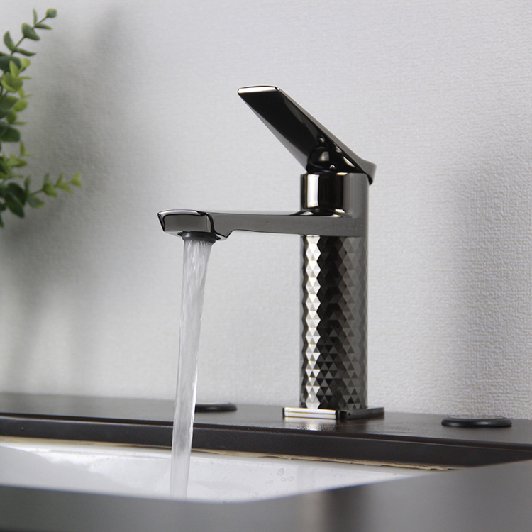 PVD Gun Grey Brass Single Hole Single Lever Hot and Cold Bathroom Basin Sink Faucet Tap Mixer